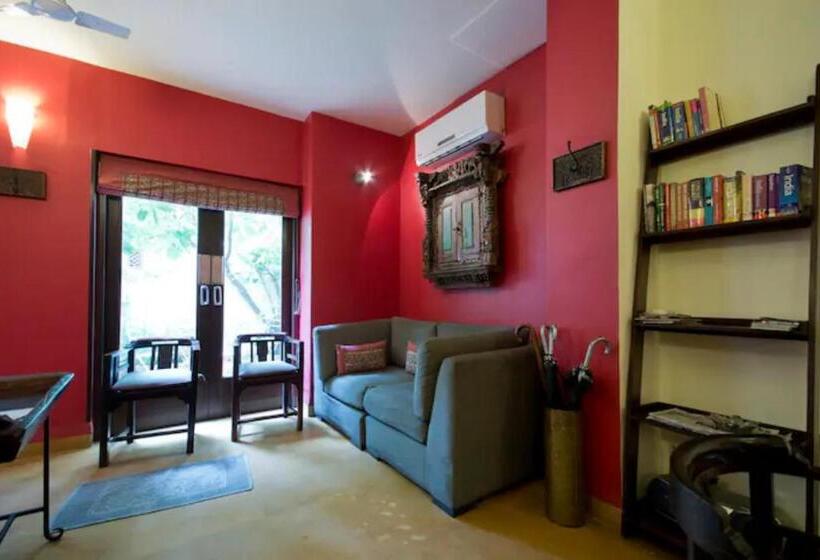 تختخواب و صبحانه Zaza Stay