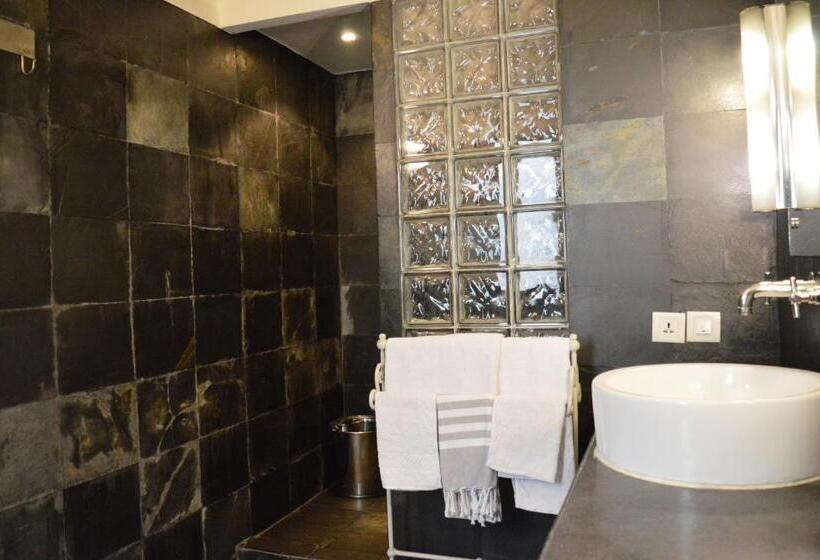 تختخواب و صبحانه Zaza Stay