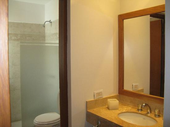 هتل Brisen Alojamientos