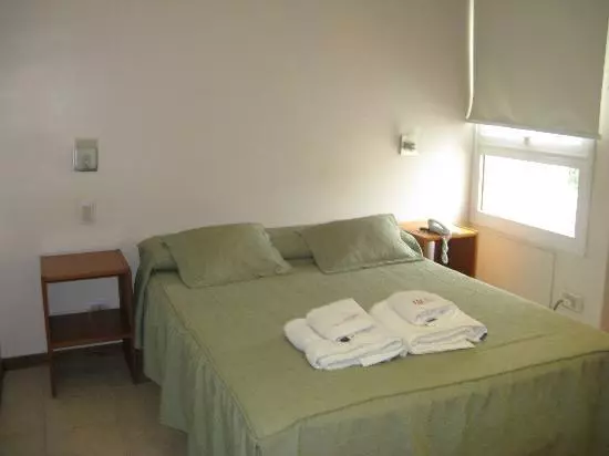 هتل Brisen Alojamientos