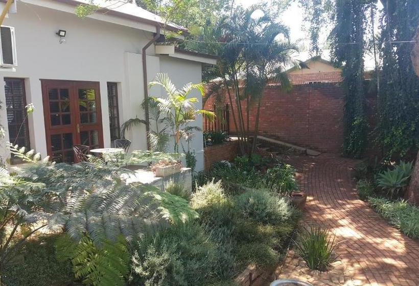 Hotel 93 On Celliers Guesthouse