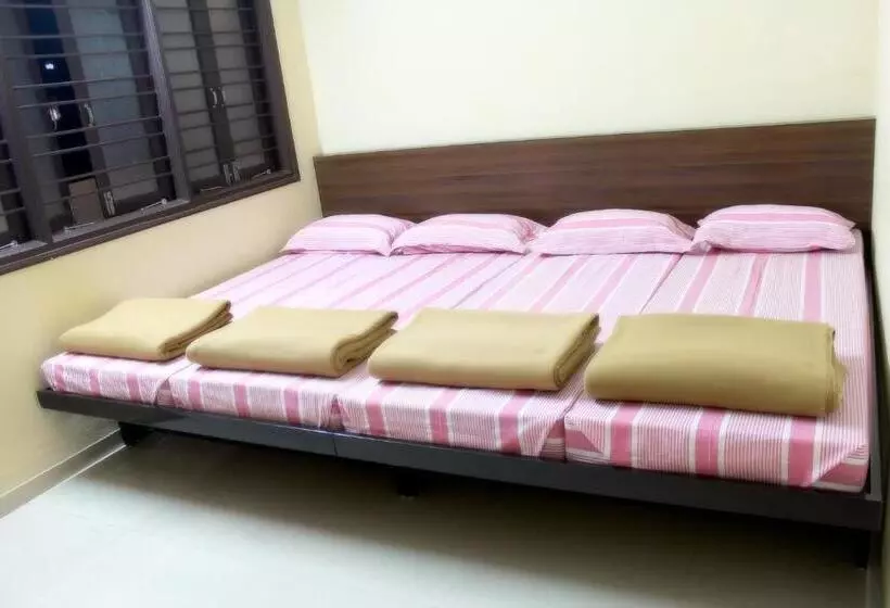 Hotel Ambika