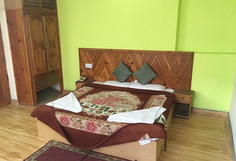 בית מלון כפרי Chandertal