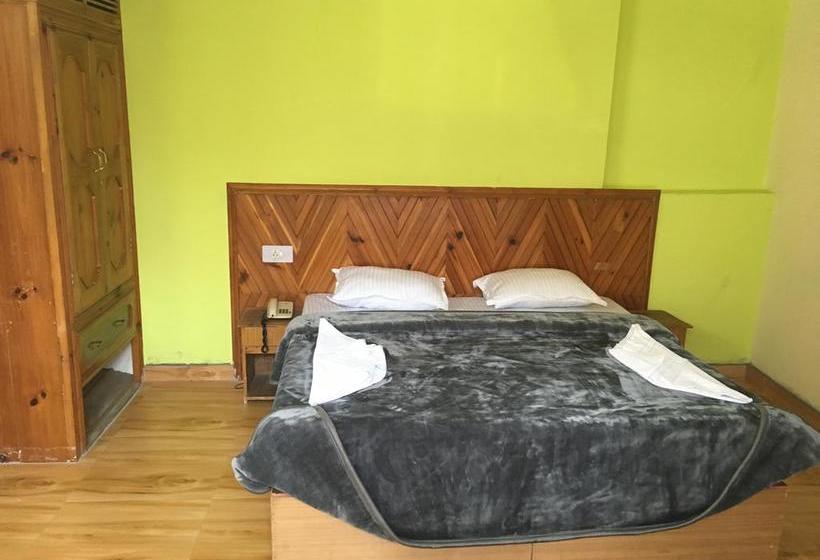 בית מלון כפרי Chandertal