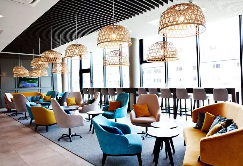Hotelli Hampton By Hilton Aachen Tivoli