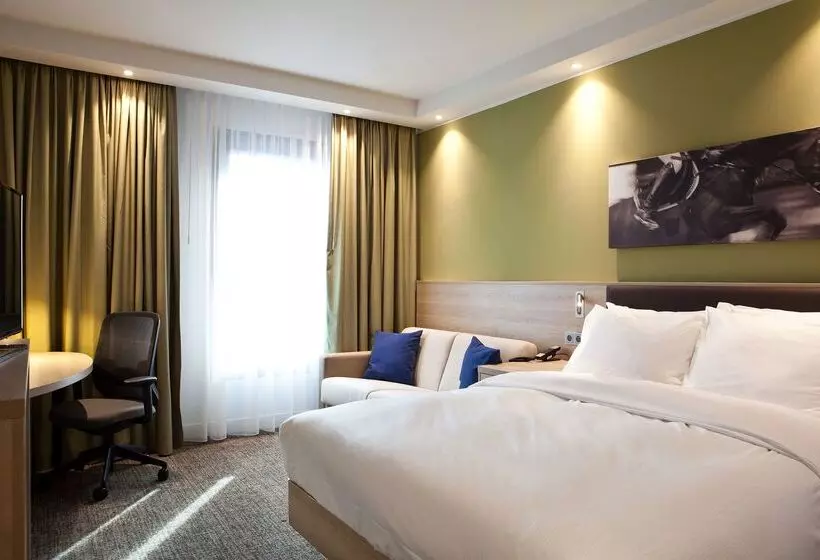 Hotelli Hampton By Hilton Aachen Tivoli
