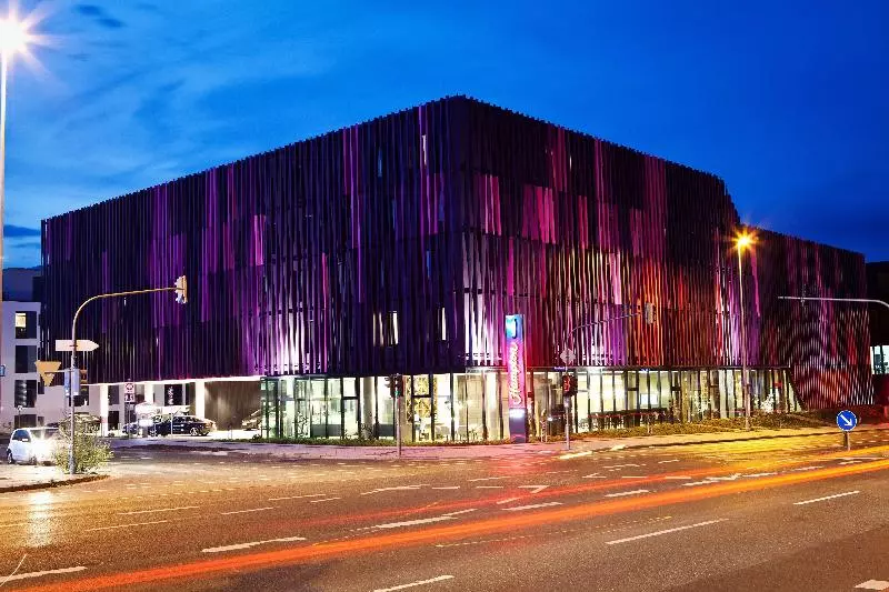 Hotelli Hampton By Hilton Aachen Tivoli
