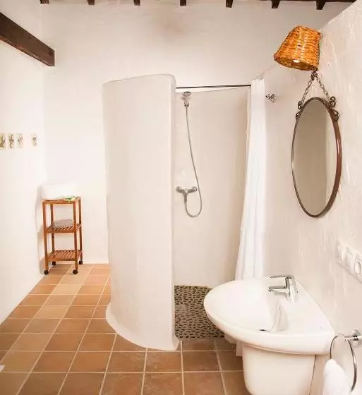 Ito La Era B&b