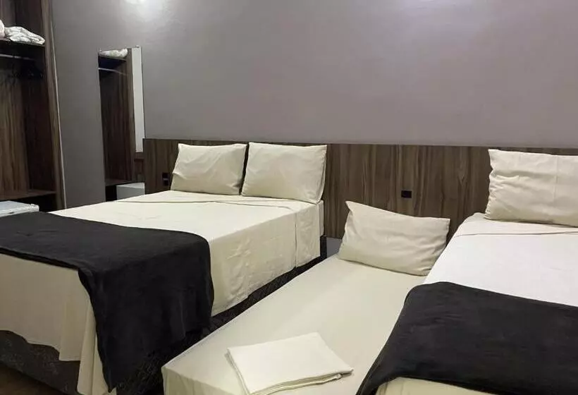 Regis Hotel Ii