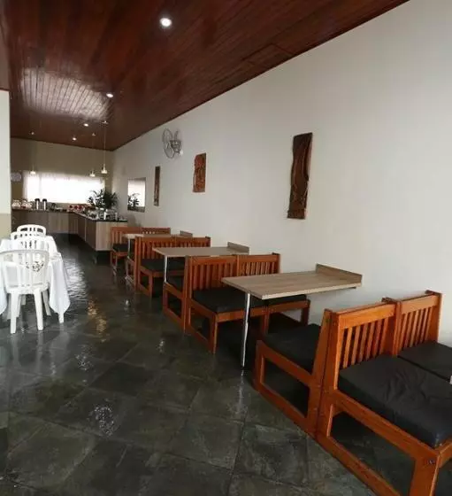 Regis Hotel Ii