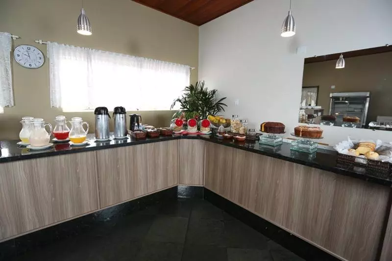 Regis Hotel Ii