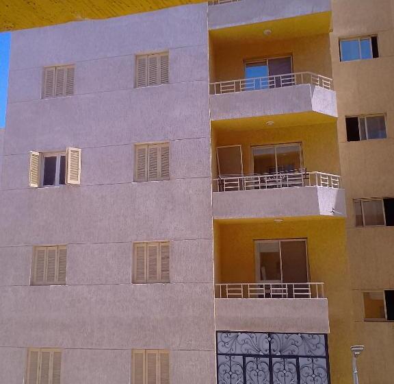 هاستل مدينه بدر الاندلس شباب