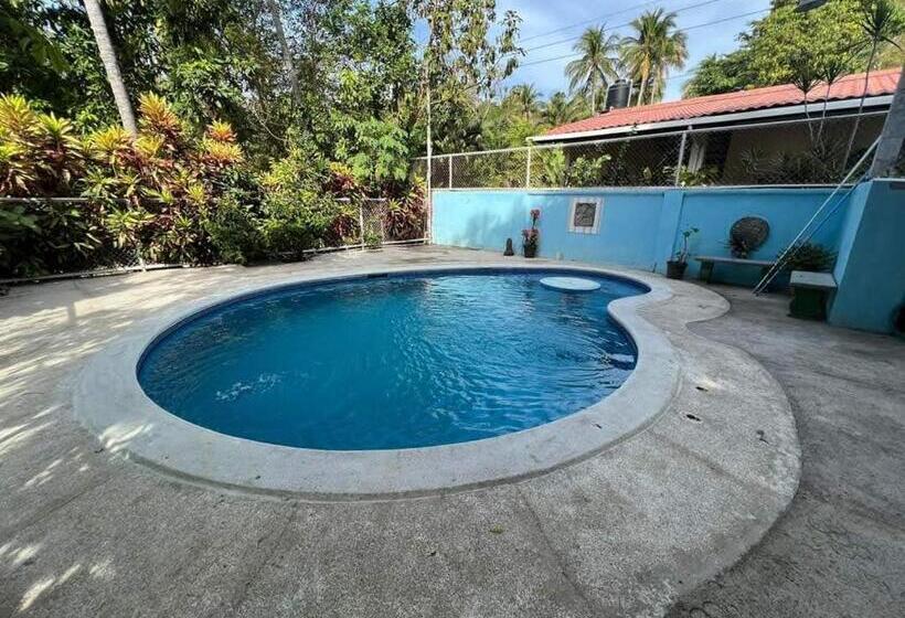 هاستل Hostal Tia Reyna