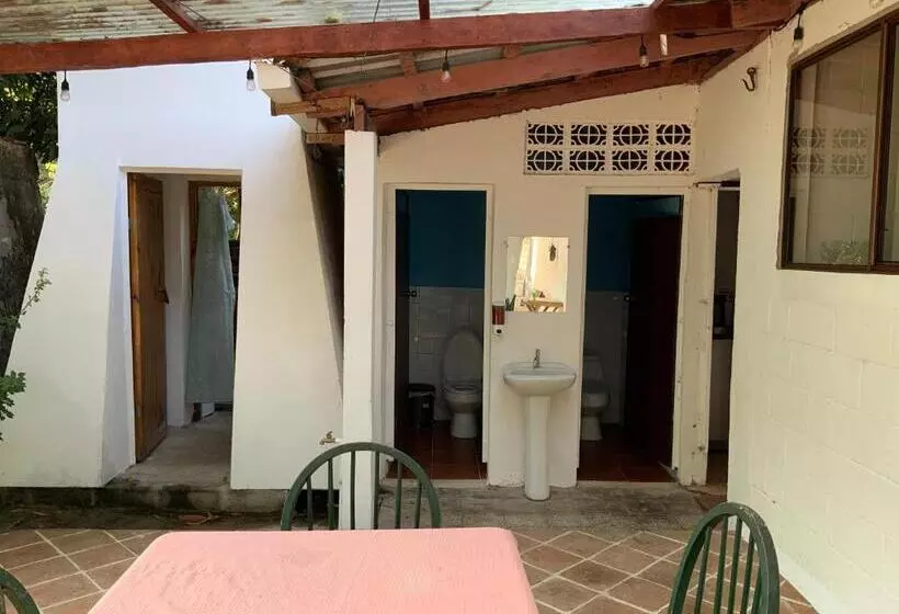 Retkeilymaja Hostal Tia Reyna