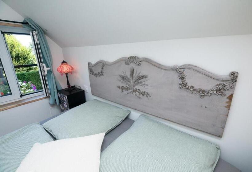 Bed and Breakfast L Echo Des Bois