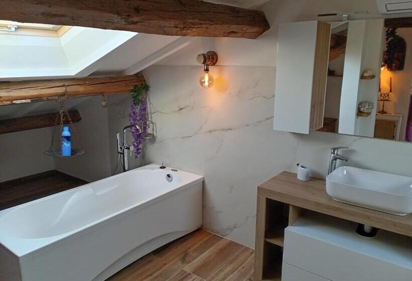 Bed and Breakfast La Coccola In Mansarda