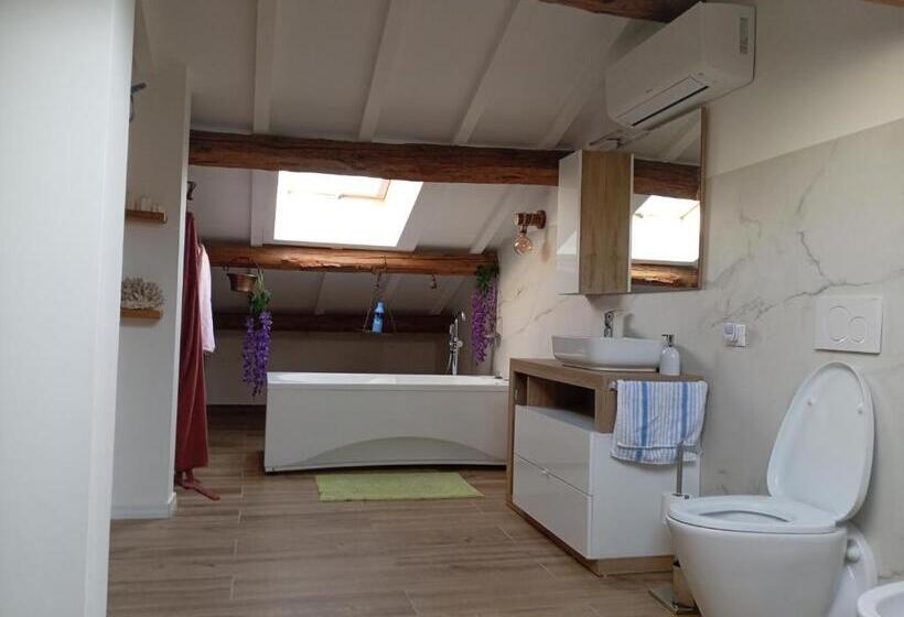 Bed and Breakfast La Coccola In Mansarda