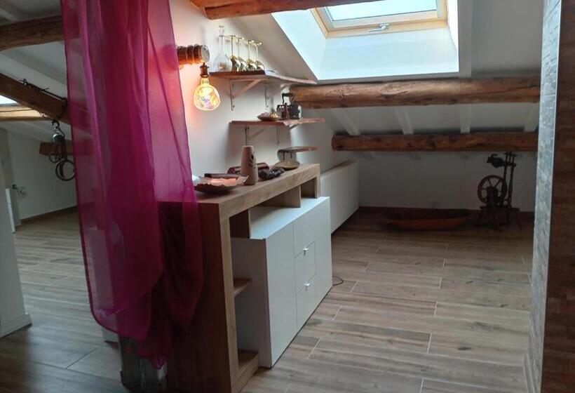 Bed and Breakfast La Coccola In Mansarda