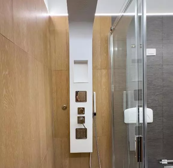 ベッドアンドブレックファースト Suite17   Luxury Guesthouse