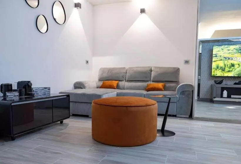 ベッドアンドブレックファースト Suite17   Luxury Guesthouse