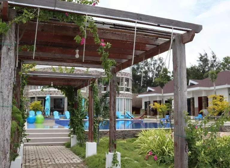 Hotelli Perlas Ti Amianan Resort And Spa