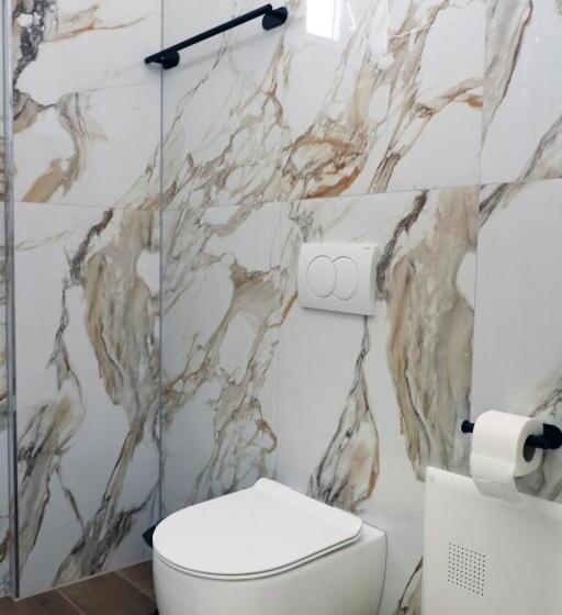 ホテル Rifat Peshkatari