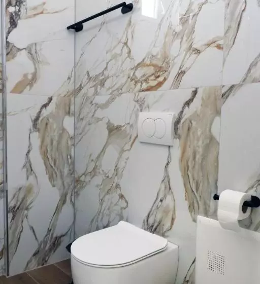 ホテル Rifat Peshkatari