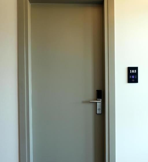 ホテル Rifat Peshkatari