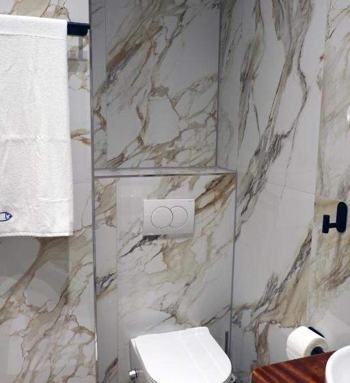 ホテル Rifat Peshkatari