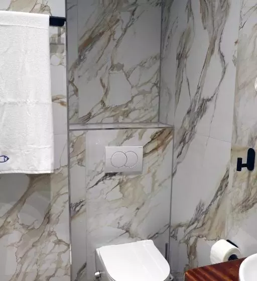 ホテル Rifat Peshkatari