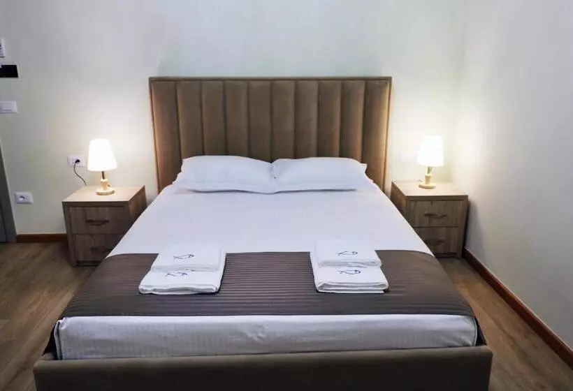 ホテル Rifat Peshkatari