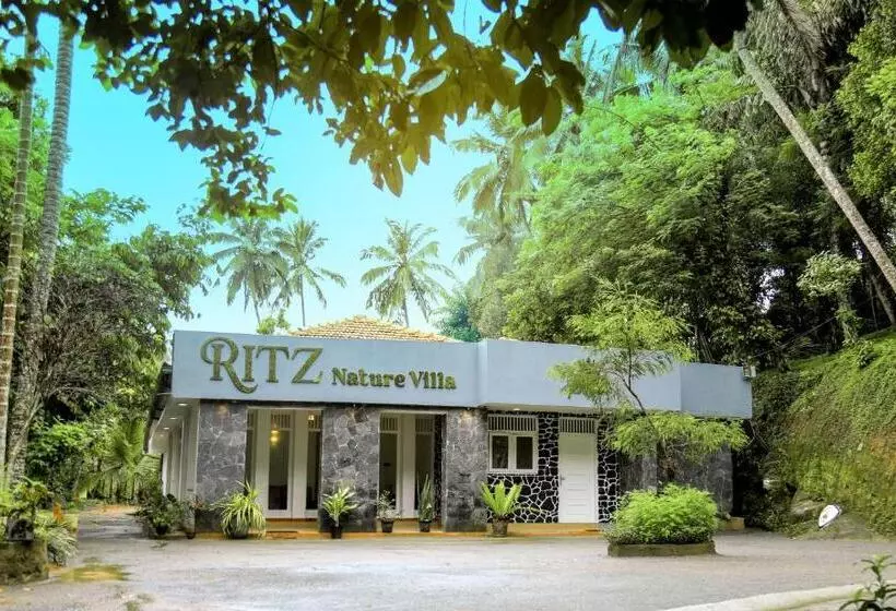 ホテル Ritz Nature Villa