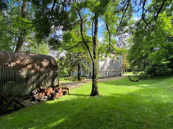 بنسيون Chateau La Palue