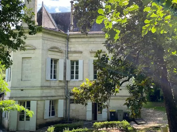 ペンション Chateau La Palue