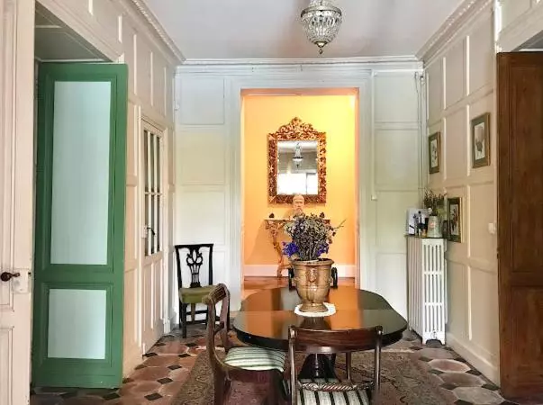 ペンション Chateau La Palue