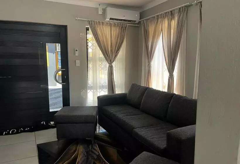 ペンション Skyprince Guesthouse