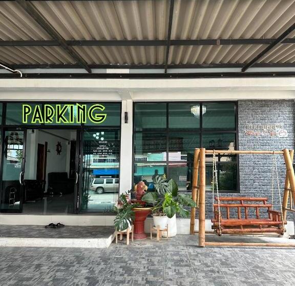 Service Apartment Lampang Room101 ใจกลางเมืองใกล้กาดกองต้า