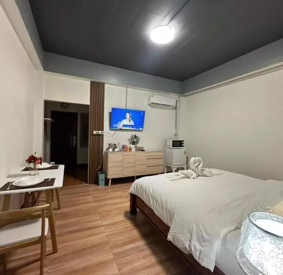 Service Apartment Lampang Room101 ใจกลางเมืองใกล้กาดกองต้า