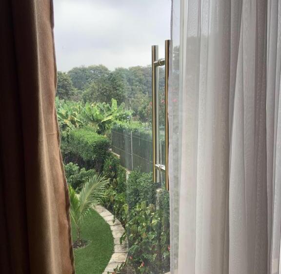 住宿加早餐 Arusha Serene Mansion