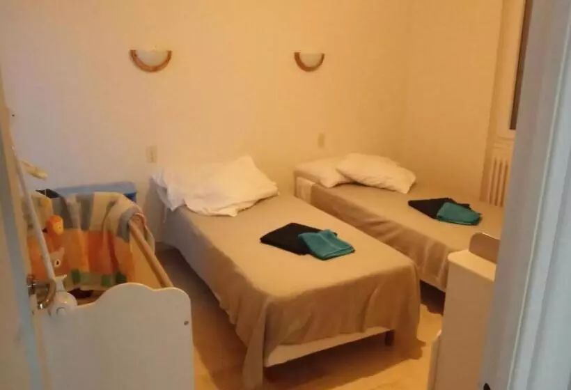 ベッドアンドブレックファースト Chambre D Hôte La Sousto