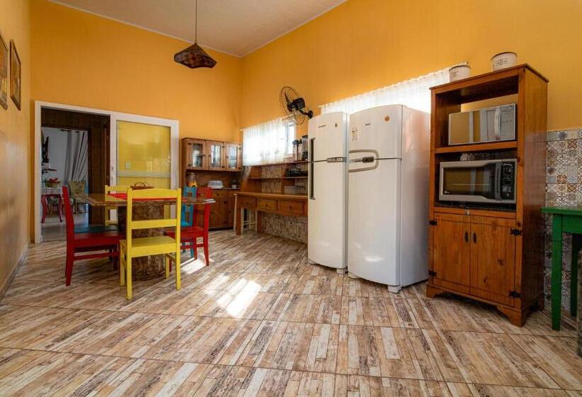 تختخواب و صبحانه Pousada Amélia