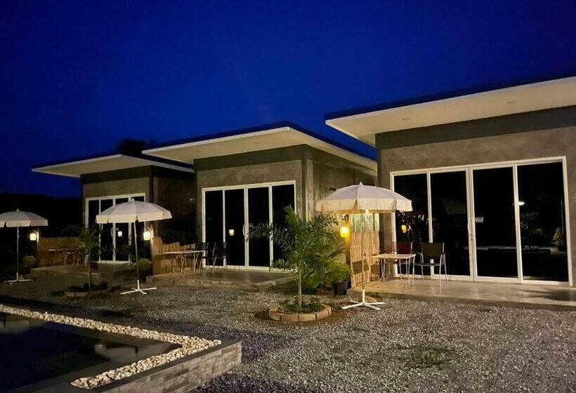 Bed and Breakfast Sukcharoen Farm