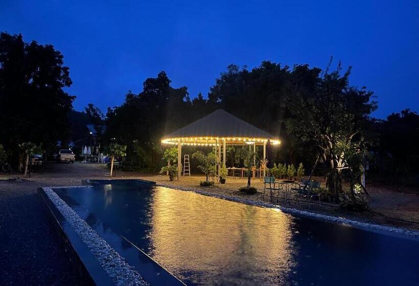 Bed and Breakfast Sukcharoen Farm