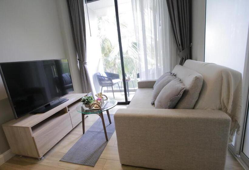 Diamond Poolview Bangtao By The Gentle