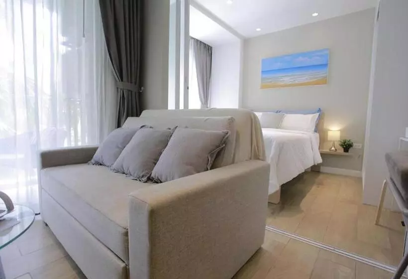 Diamond Poolview Bangtao By The Gentle