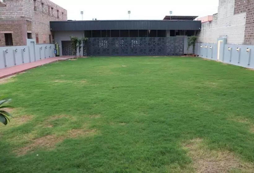 ホテル Amra Oasis Osian