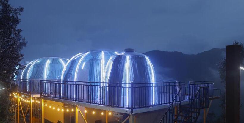 Hotel Castle Glamp Pangot