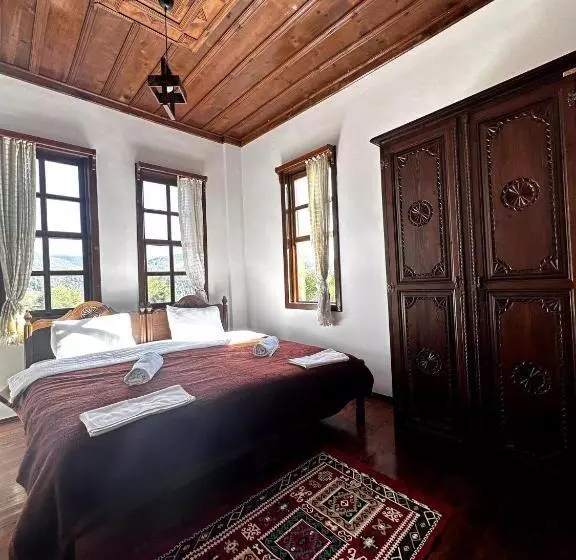 Hotelli Ecevit Hanı