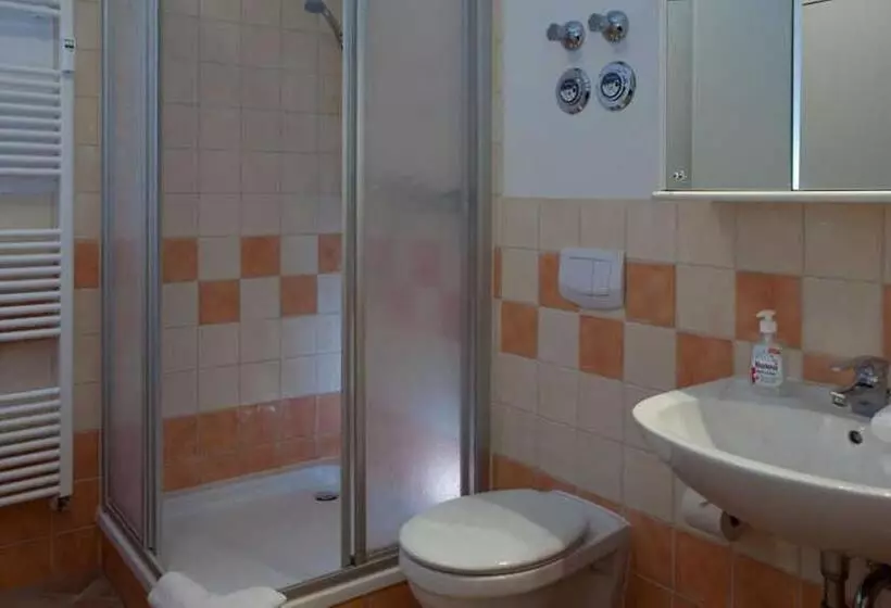 Hotelli Residenz Strandkrone 06