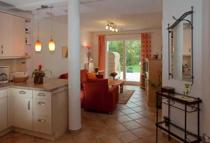 Hotelli Residenz Strandkrone 06